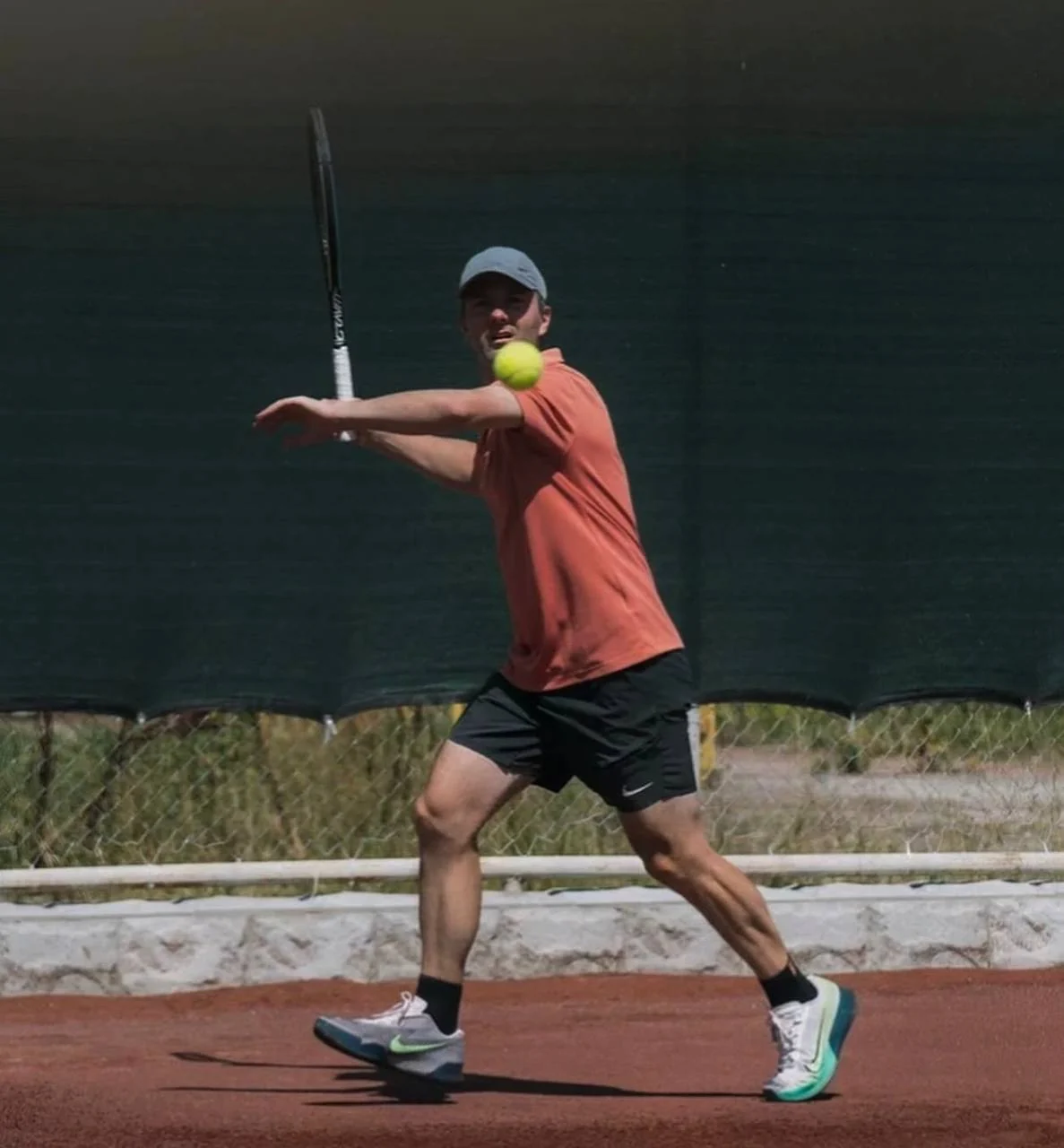 Valentin Remizov · Forehand